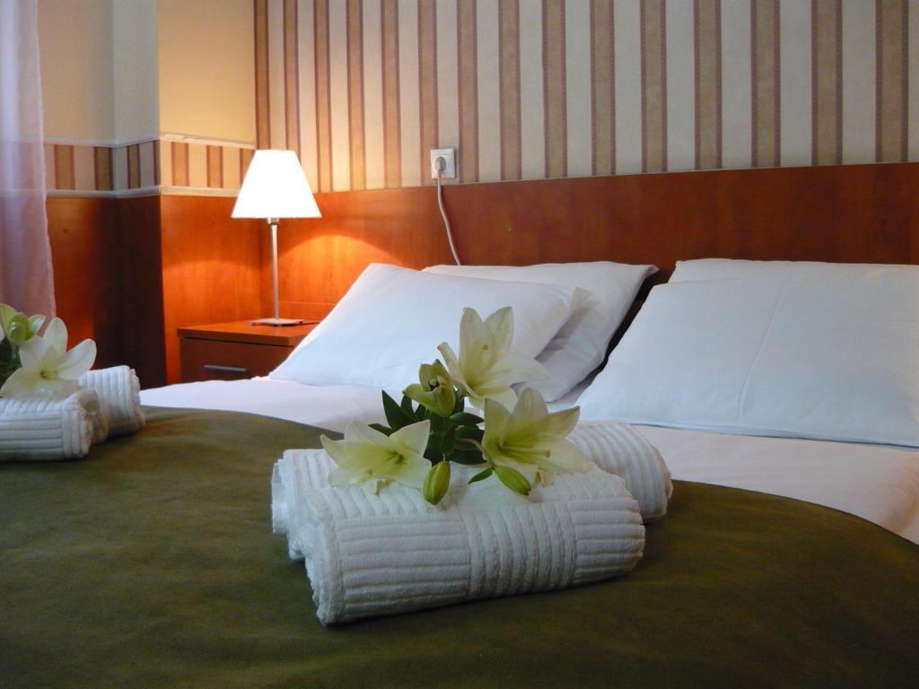 Atlantic Hotel Budapest Bagian luar foto