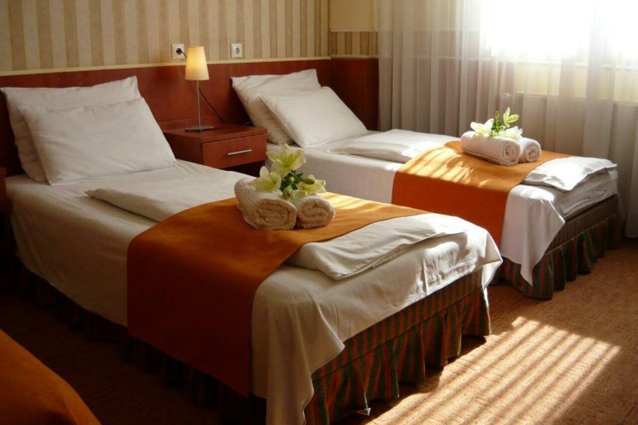 Atlantic Hotel Budapest Bagian luar foto